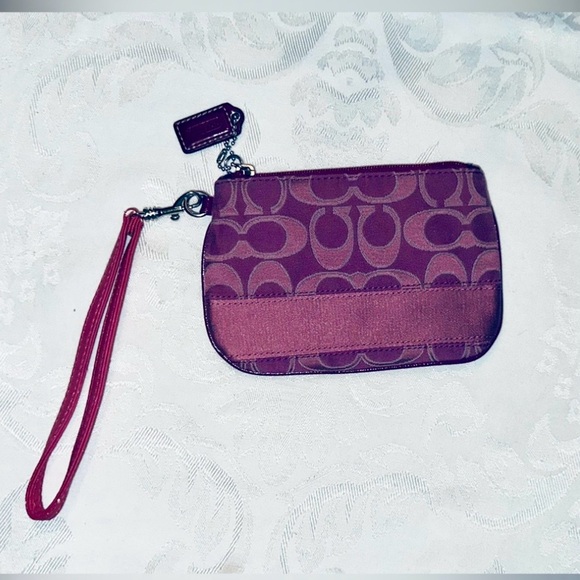 Coach Signature Stripe Wristlet in Wine Berry Red - EUC